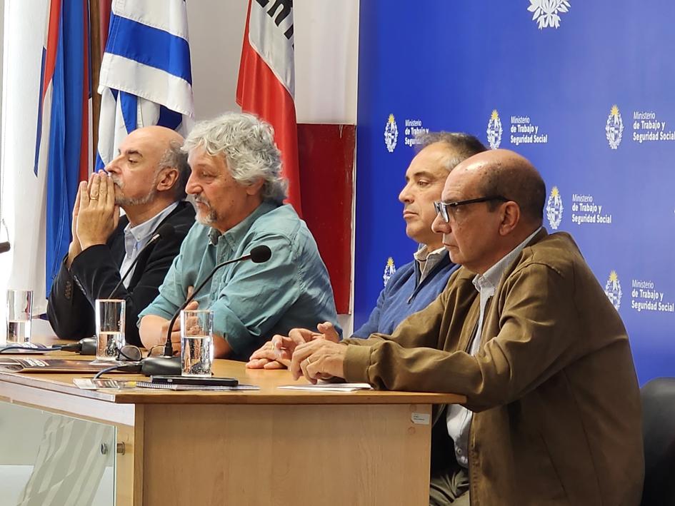 Construcción presentó campaña de prevención del uso de drogas en el ámbito laboral Mieres, Diverio, Ruibal y Radío durante la presentación