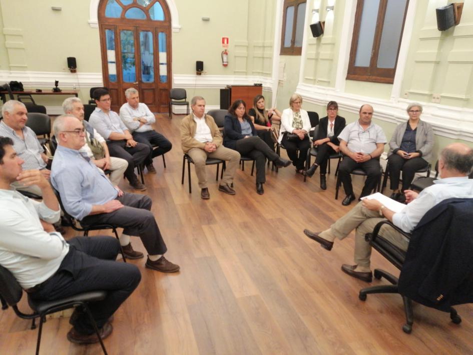 Mieres en conferencia en Intendencia de Durazno Mieres en conferencia en Intendencia de Durazno