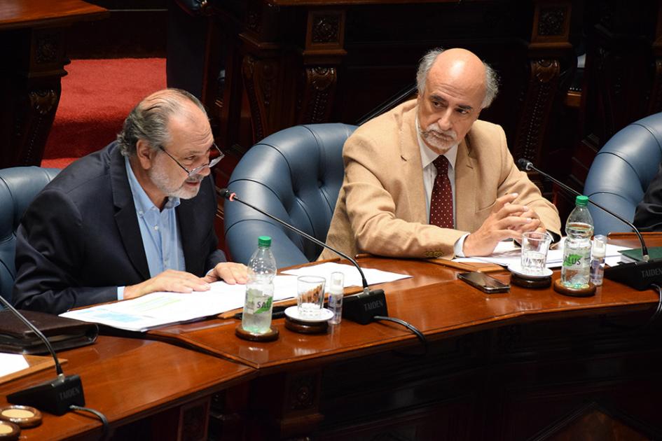 Autoridades del MTSS y BPS en Comisión Permanente Autoridades del MTSS y BPS en Comisión Permanente