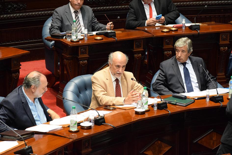 Autoridades del MTSS y BPS en Comisión Permanente Autoridades del MTSS y BPS en Comisión Permanente