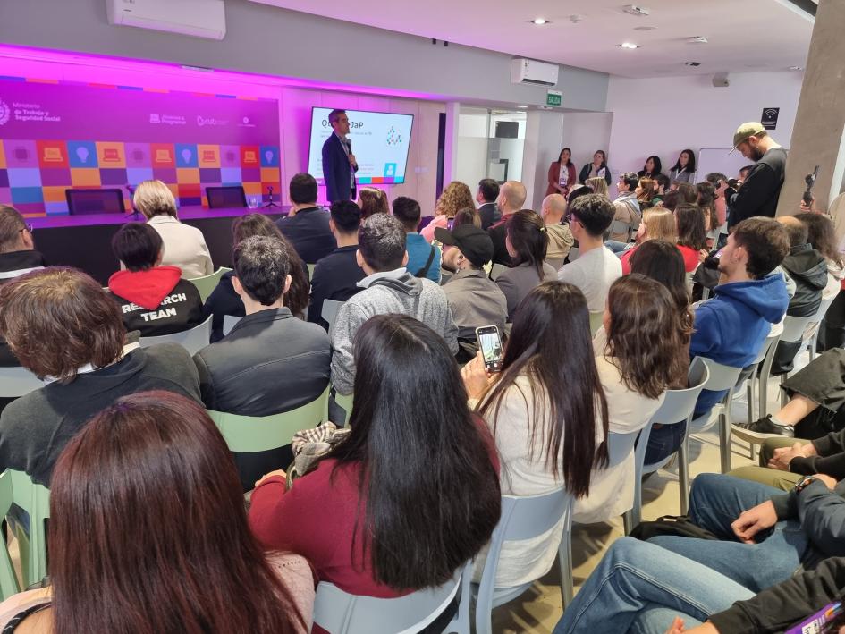 Feria de Empleo Jóvenes a Programar Feria de Empleo Jóvenes a Programar
