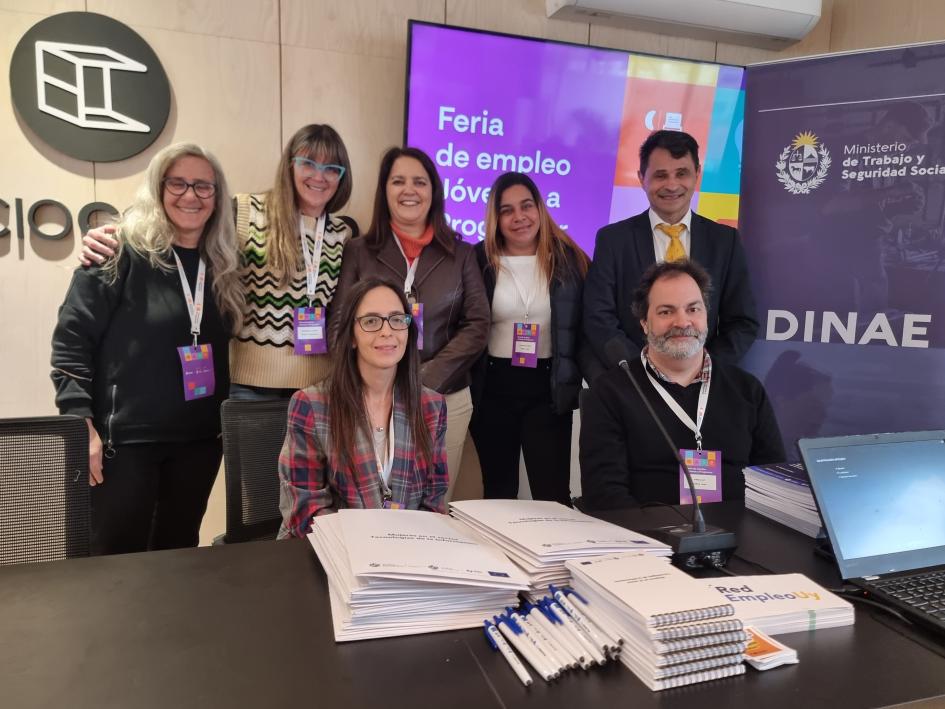Feria de Empleo Jóvenes a Programar Feria de Empleo Jóvenes a Programar