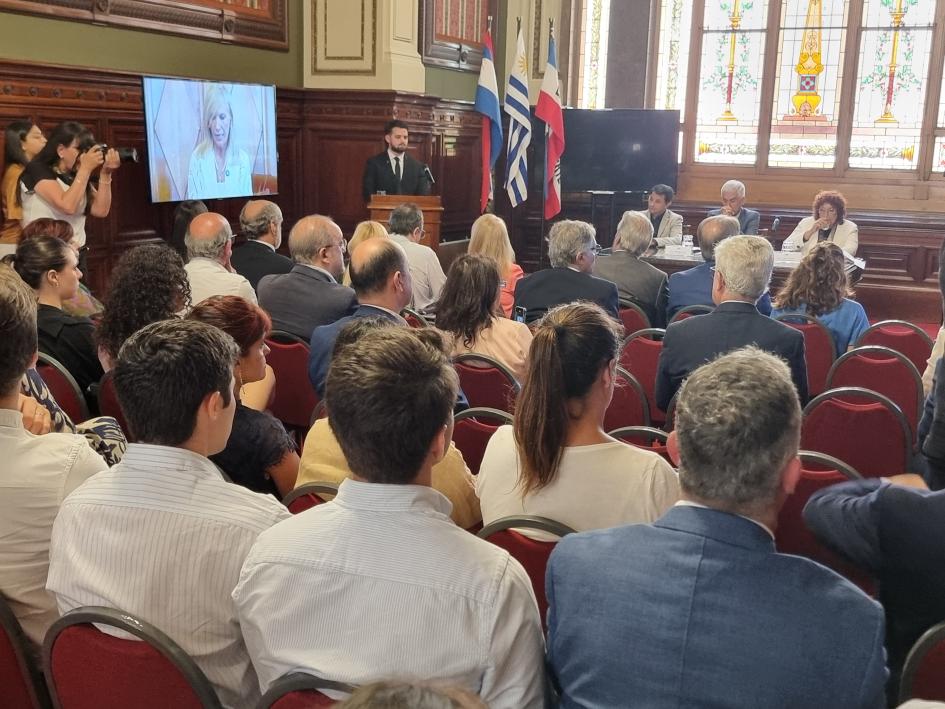 Presentación del informe "El Futuro del Trabajo y el Trabajo del Futuro" Daniel Pérez en la Comisión Especial de Futuros