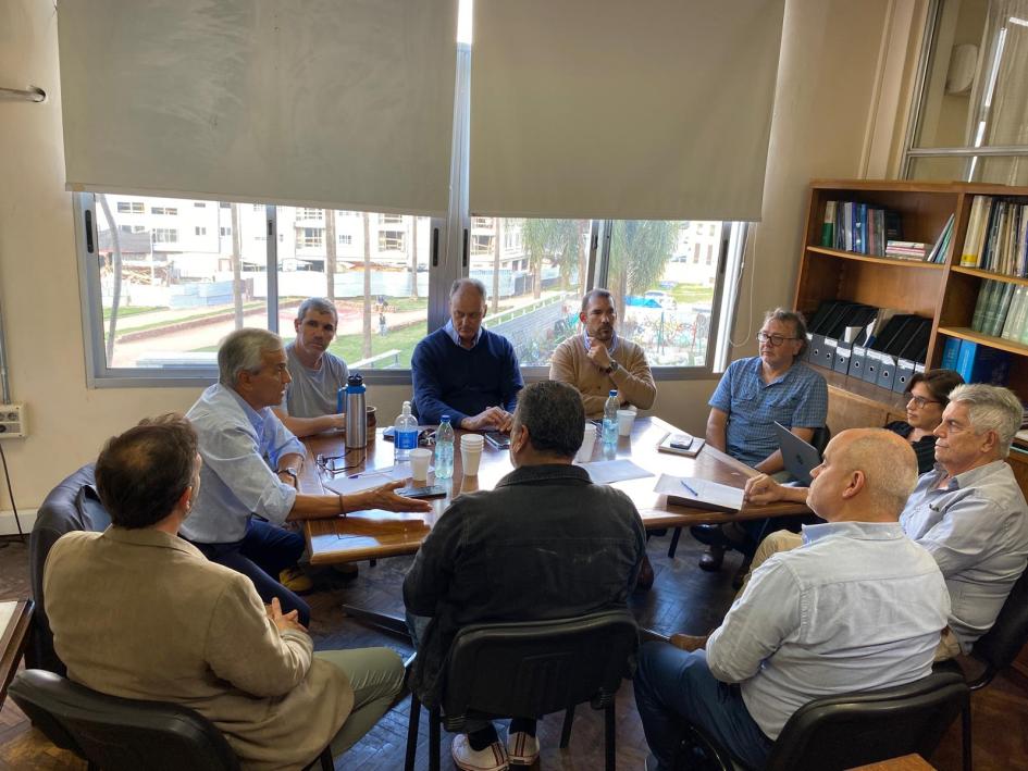 MTSS convocó a cámaras y sindicato de la construcción Con la participación del ministro Castillo, MTSS convocó a cámaras y sindicato de la construcción