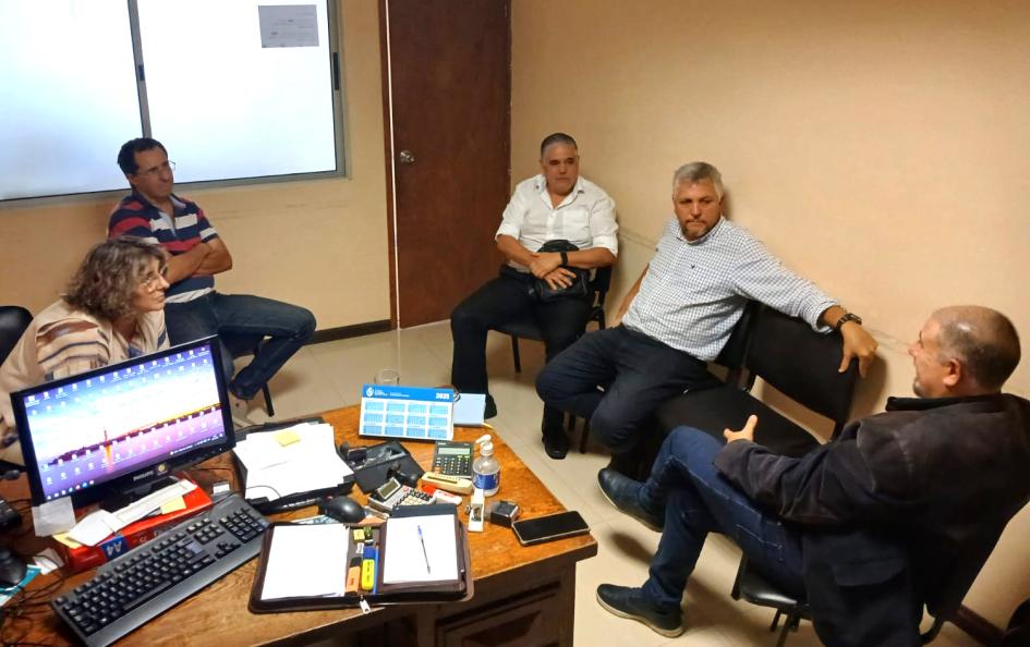 Director Nacional de Coordinación en el Interior realizando visitas al interior del país Darío Mendiondo en reuniones en el interior del país