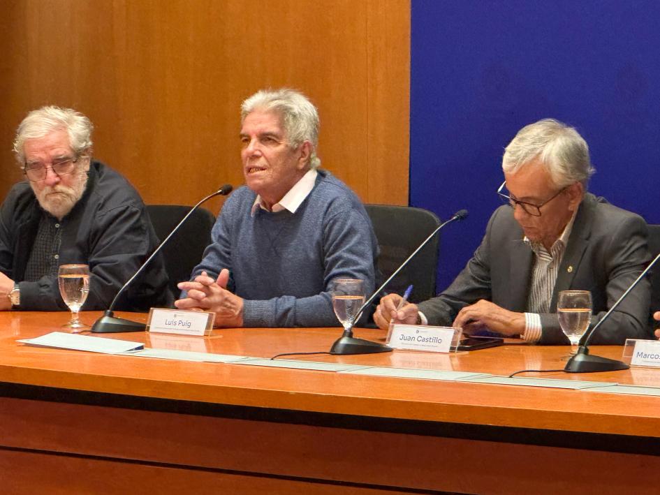 Presentación del "Compromiso Nacional por la Vida, la Salud y la Seguridad en el Trabajo" Mesa de autoridades