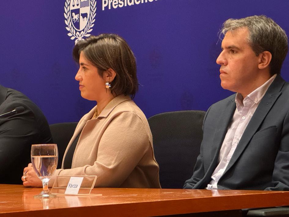 Presentación del "Compromiso Nacional por la Vida, la Salud y la Seguridad en el Trabajo" Mesa de autoridades