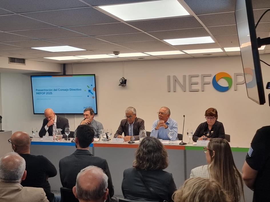 Presentación del nuevo Consejo Directivo INEFOP Presentación del nuevo Consejo Directivo INEFOP