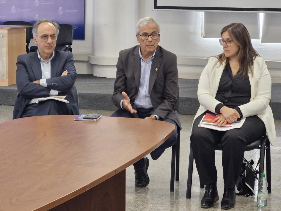 Primera reunión del Consejo Superior Tripartito de cara a la próxima ronda Barretto, Castillo y Barrios en reunión del Consejo Superior Tripartito