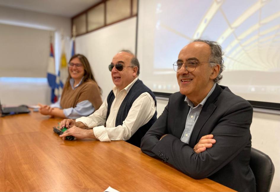 Jornadas de actualización para Negociación Colectiva Marcela Barrios, Nelson Loustaunau, Hugo Barretto
