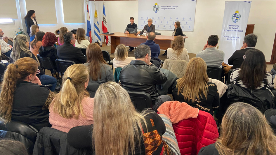 Lanzamiento del Programa de Inversión Productiva 2025 Público presente y autoridades en la actividad