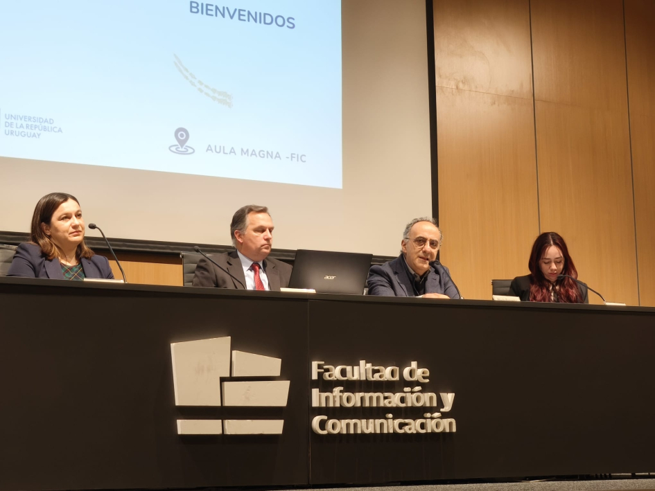Barretto y mesa de expositores