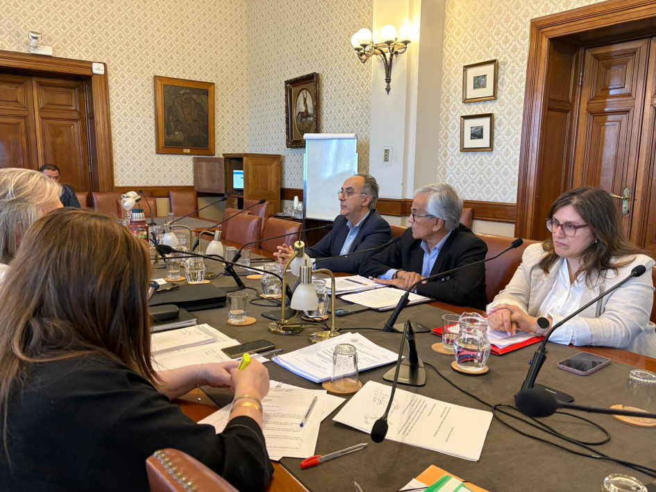 Autoridades del MTSS en Comisión de Asuntos Laborales y Seguridad Social del Senado Castillo, Barretto y Barrios en Comisión del Senado