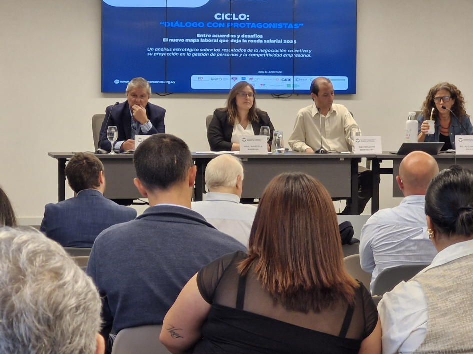 Barrios destacó avances, desafíos y nuevas perspectivas del trabajo en la undécima ronda salarial Barrios destacó avances, desafíos y nuevas perspectivas del trabajo en la undécima ronda salarial