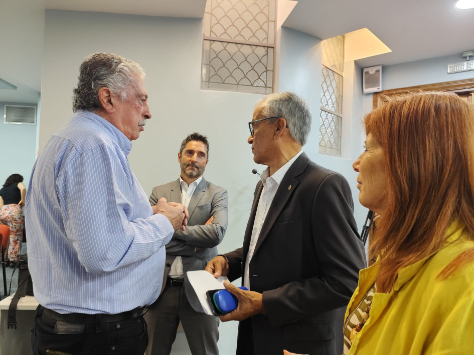 Ministro Castillo durante actividad en el BPS