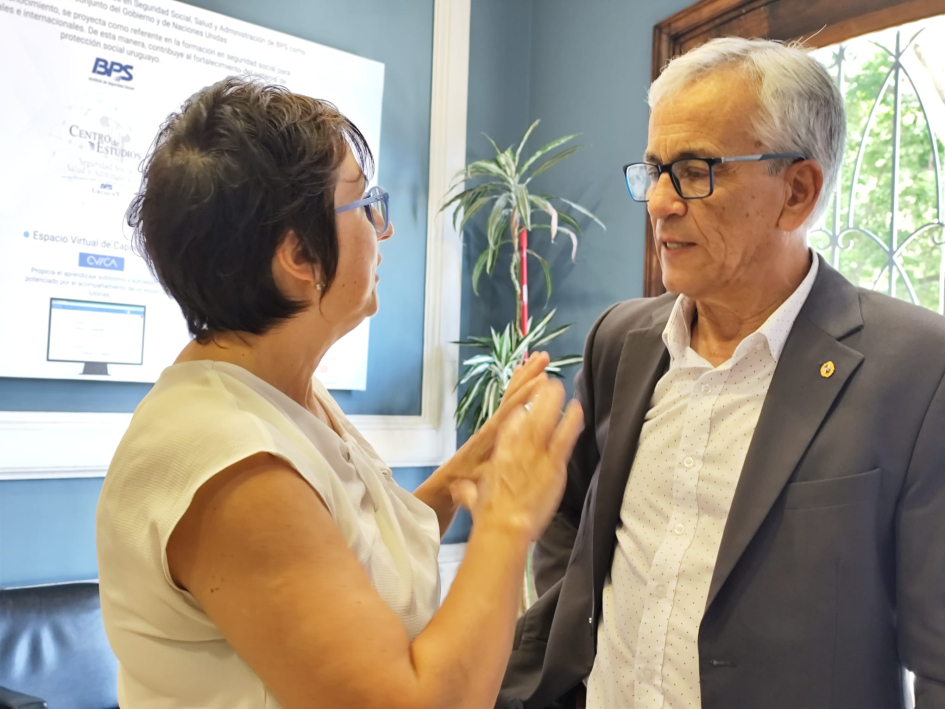 Presidenta del BPS y Ministro Castillo