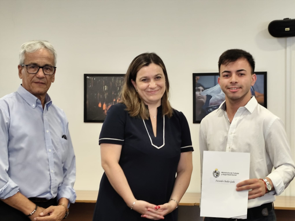 El MTSS reconoció a una nueva generación de pasantes en Relaciones Laborales de la Udelar