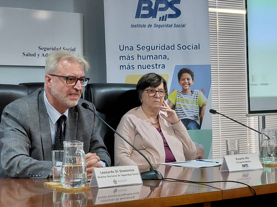 Di Doménico y Oiz en apertura del evento de la Semana de la Seguridad Social