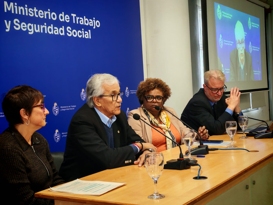 Pardo, Castillo, Villagra y Di Doménico durante al acto