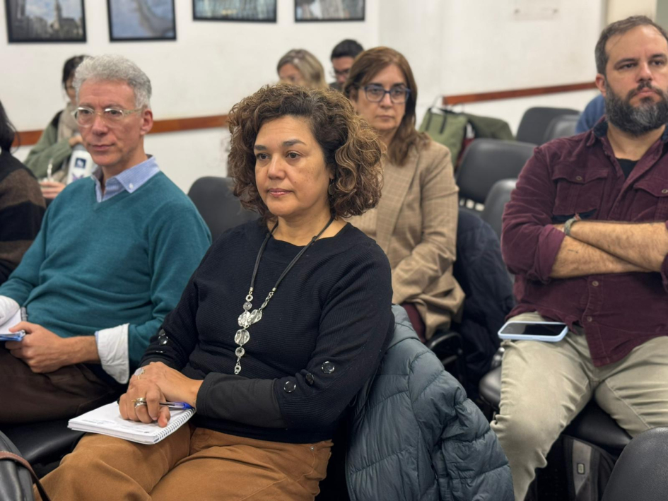 MTSS impulsa la profesionalización de los cuidados con apoyo de la experiencia chilena Actividad desarrollada en la Sala Erro del MTSS