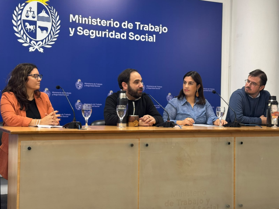 Actividad por el Día Mundial contra el Trabajo Infantil Méndez, Civila, Bouret y Fuentes durante la actividad