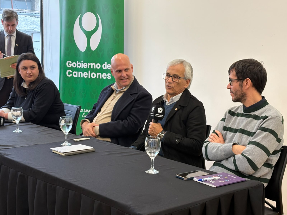 Legnani, Castillo y Araya firman renovación del convenio