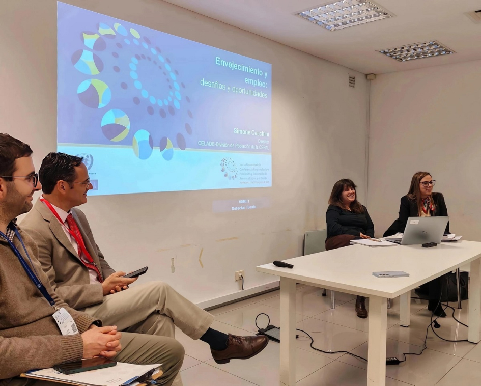 Chiquiar moderó el panel panel Impactos esperados de los cambios demográficos en el mercado laboral
