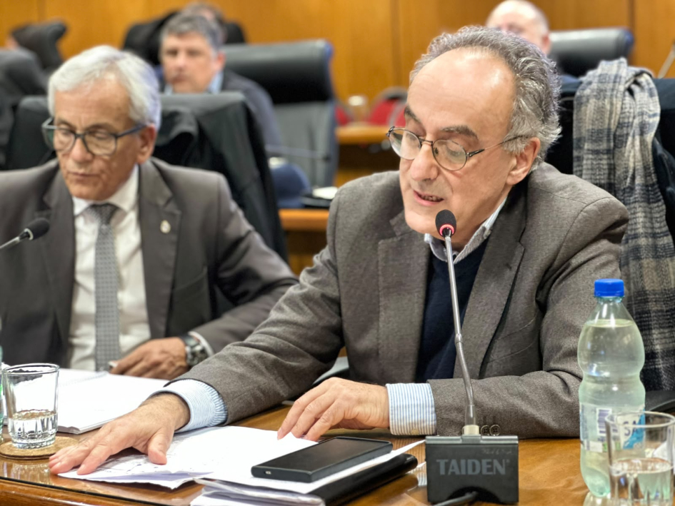 MTSS planteó en el Senado medidas para fortalecer su gestión Barretto en Comisión de Presupuesto integrada con Hacienda