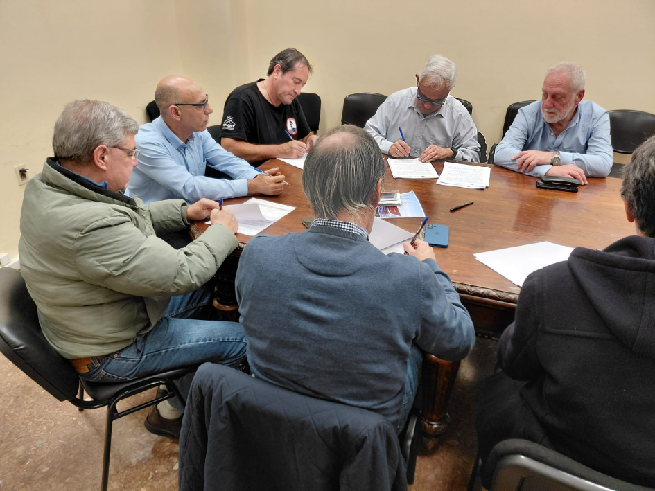 MTSS, TCP y SUPRA acordaron las bases para un convenio colectivo de cinco años MTSS, TCP y SUPRA acordaron las bases para un convenio colectivo de cinco años