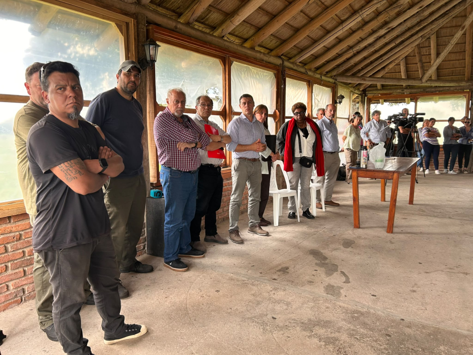 Villagra e Inchauspe participaron en la asamblea de los trabajadores del Frigorífico Casablanca