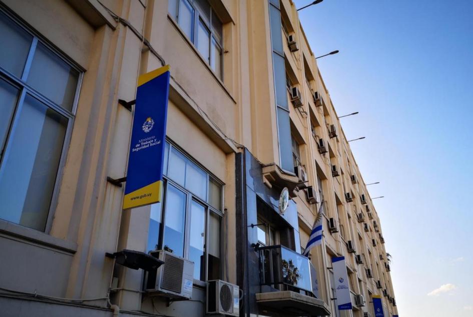 Fachada de la sede del MTSS Fachada de la sede del MTSS