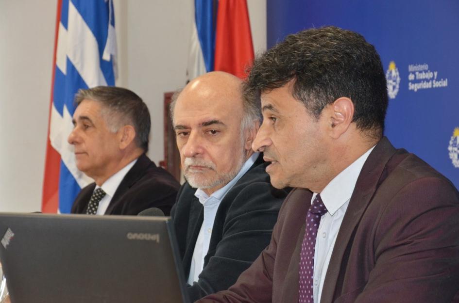 Presentación Programa para Colectivos en Situación de Vulnerabilidad Social Presentación Programa para Colectivos en Situación de Vulnerabilidad Social