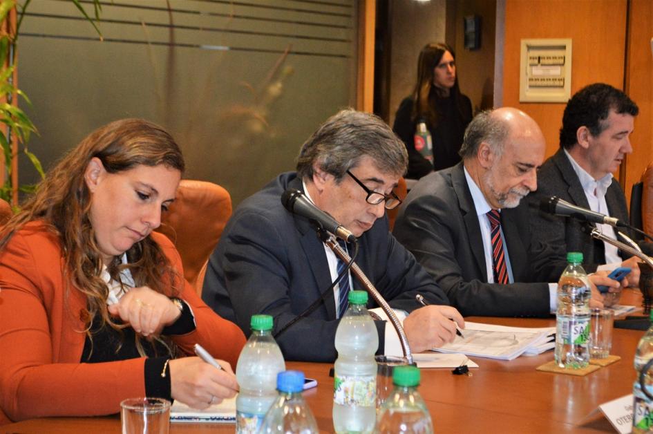 Autoridades del MTSS en cámara de diputados Autoridades del MTSS en cámara de diputados