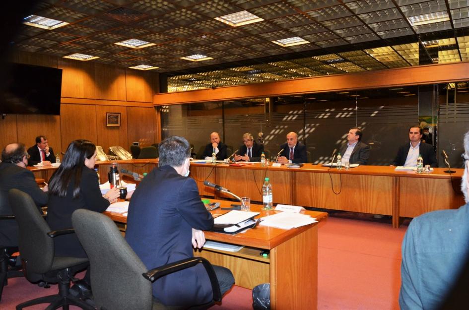 Autoridades del MTSS en cámara de diputados Autoridades del MTSS en cámara de diputados