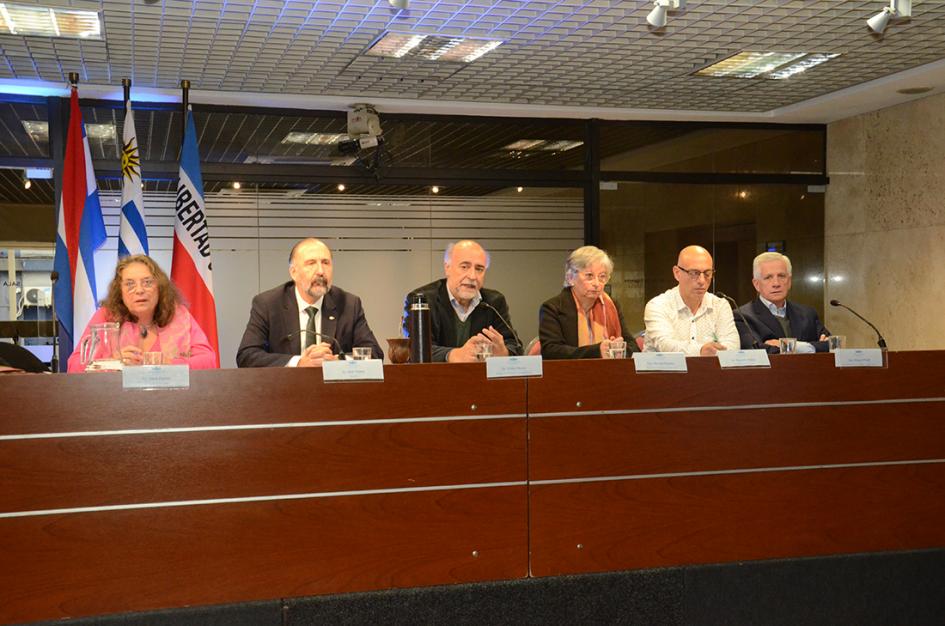 Mieres y resto del panel en Diálogo por reducción de Jornada Mieres y resto del panel en Diálogo por reducción de Jornada
