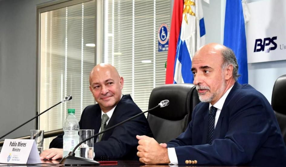 MInistro Pablo Mieres MInistro Pablo Mieres