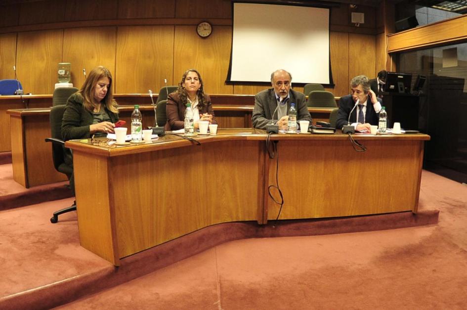 Ministro Mieres en Comisión de Legislación del Trabajo por Citrícola Salteña Ministro Mieres en Comisión de Legislación del Trabajo por Citrícola Salteña