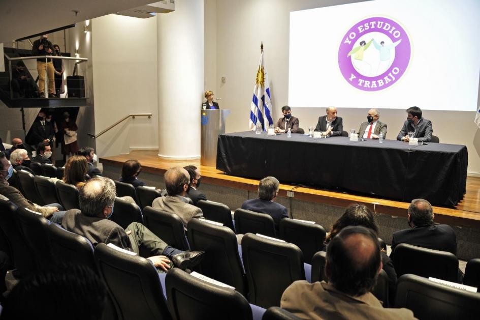 Lanzamiento de la novena edición de Yo Estudio y Trabajo Lanzamiento de la novena edición de Yo Estudio y Trabajo