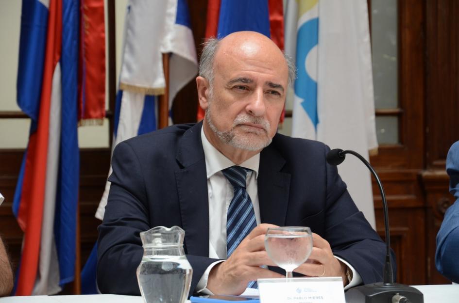 Ministro Pablo Mieres Firma de convenio prevención de la explotación sexual infantil