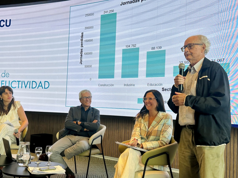 Ministro Castillo participó en presentación del Índice de Conflictividad Laboral