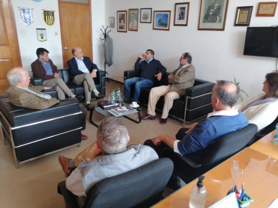 Reunión con el Intendente de Cerro Largo y su equipo Reunión con el Intendente de Cerro Largo y su equipo