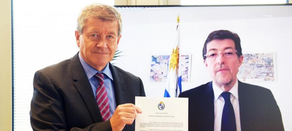 Embajador de Uruguay ante las Naciones Unidas en Ginebra, Ricardo González Arena, y el director general de la OIT, Guy Ryder Embajador de Uruguay ante las Naciones Unidas en Ginebra, Ricardo González Arena, y el director general de la OIT, Guy Ryder