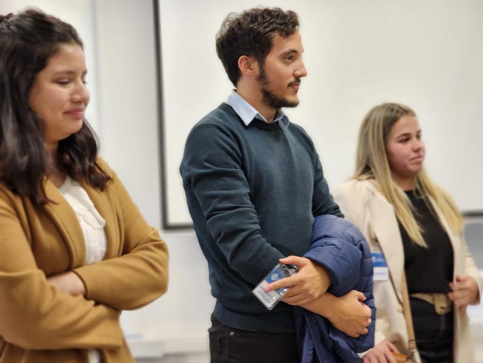 Bienvenida a pasantes de RRLL Bienvenida a pasantes de RRLL