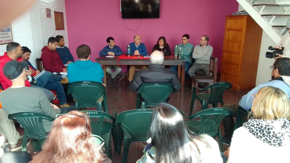 Autoridades del MTSS con PIT CNT en Salto Autoridades del MTSS con PIT CNT en Salto