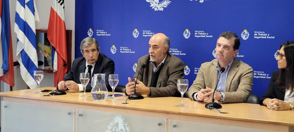 Autoridades en Día Mundial de la Seguridad y Salud en el Trabajo Autoridades en Día Mundial de la Seguridad y Salud en el Trabajo