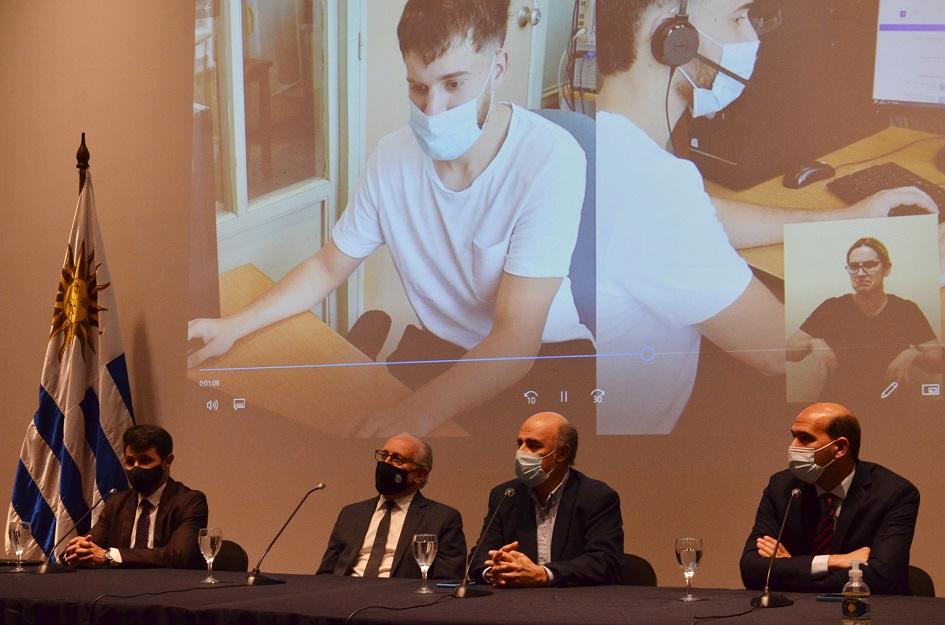 Presentación de la décima edición de Yo Estudio y Trabajo Presentación de la décima edición de Yo Estudio y Trabajo
