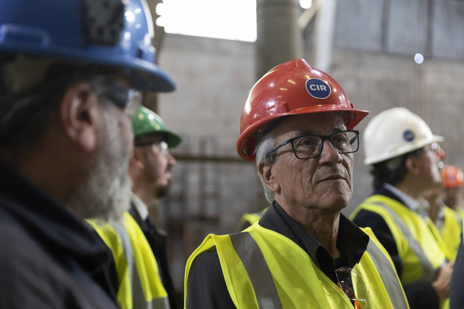 Juan Castillo en planta industrial