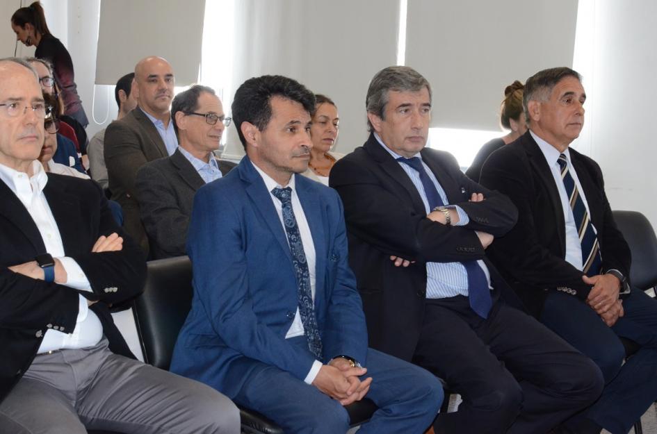 Autoridades en el público Presentación de estudio sobre Servicios Globales