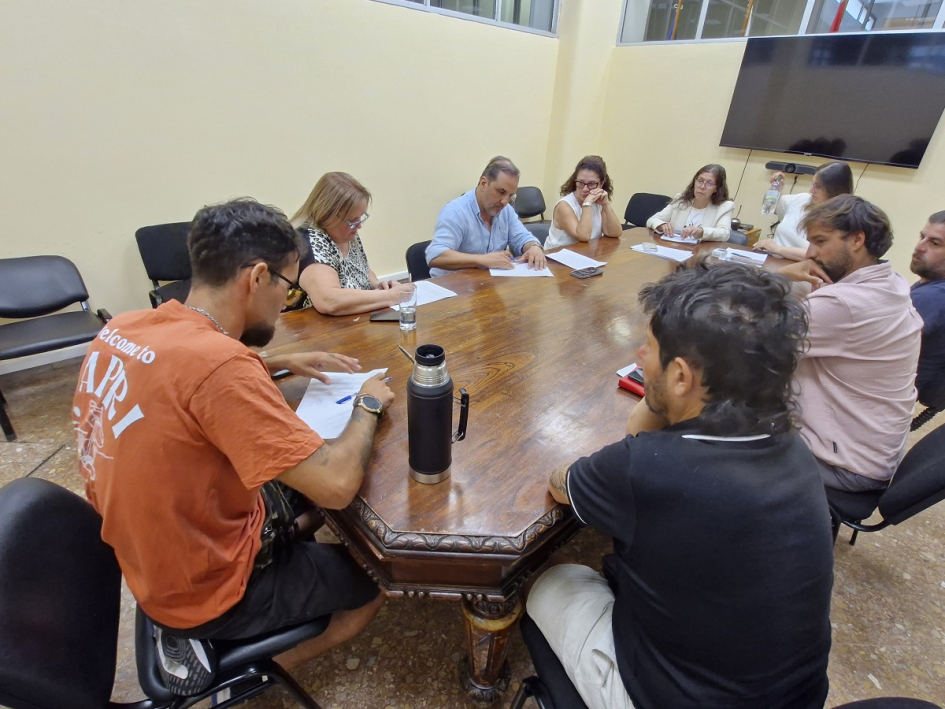 Acuerdo entre la Intendencia de San José y los guardavidas del departamento