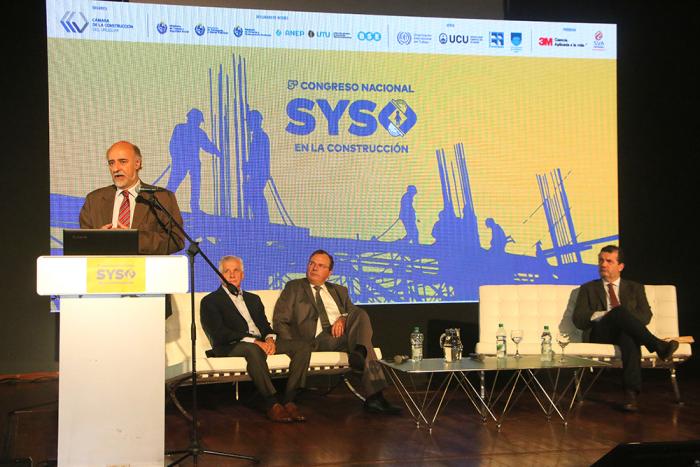 Mieres y Teijeiro en congreso de la Construcción